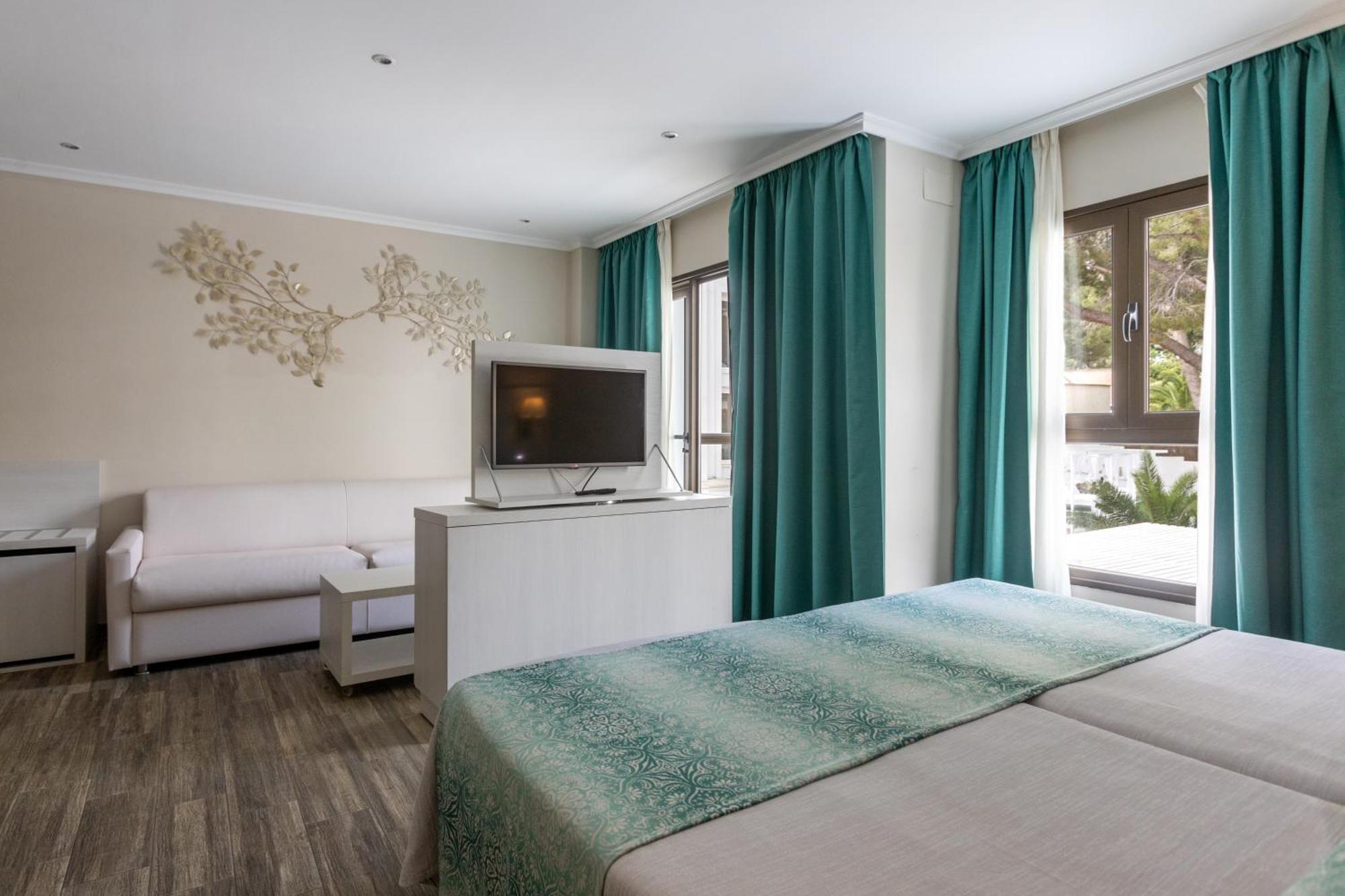 Ona Palmira Paguera Hotel Peguera Luaran gambar