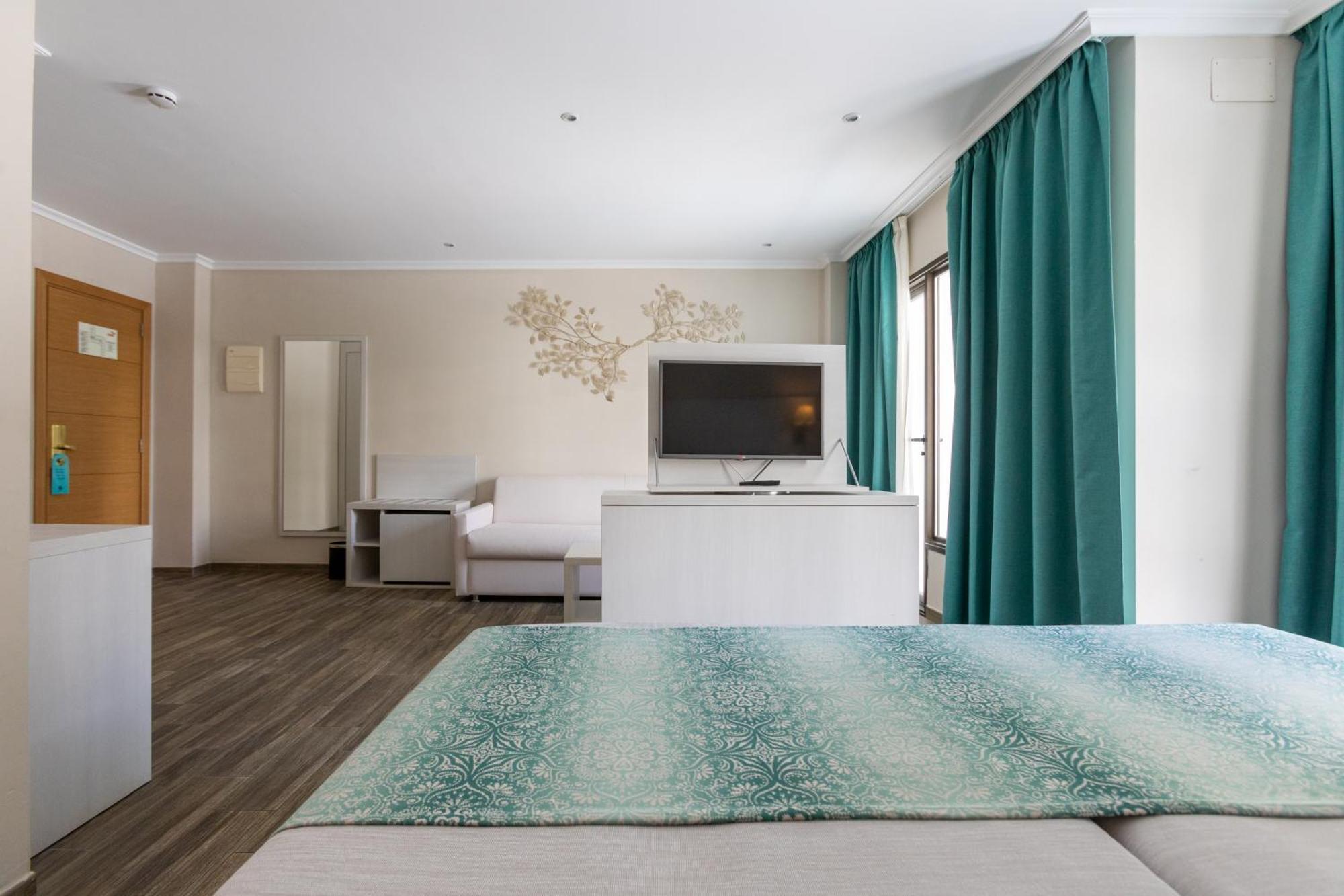Ona Palmira Paguera Hotel Peguera Luaran gambar