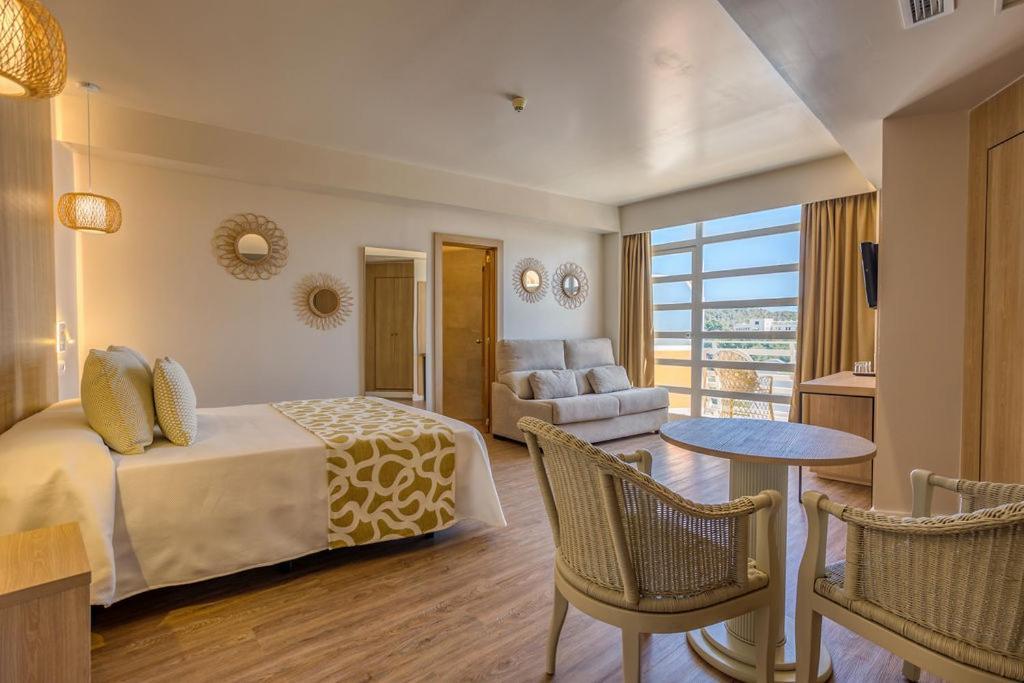 Ona Palmira Paguera Hotel Peguera Luaran gambar
