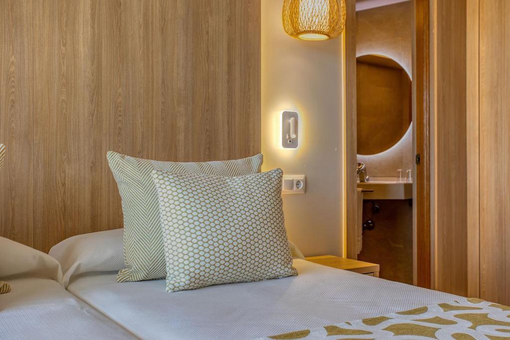 Ona Palmira Paguera Hotel Peguera Luaran gambar